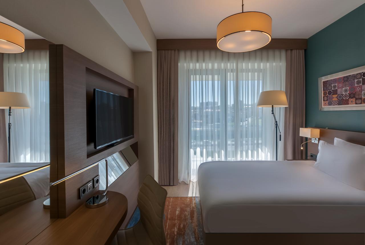 Radisson Blu Residence, Istanbul Batisehir Екстериор снимка